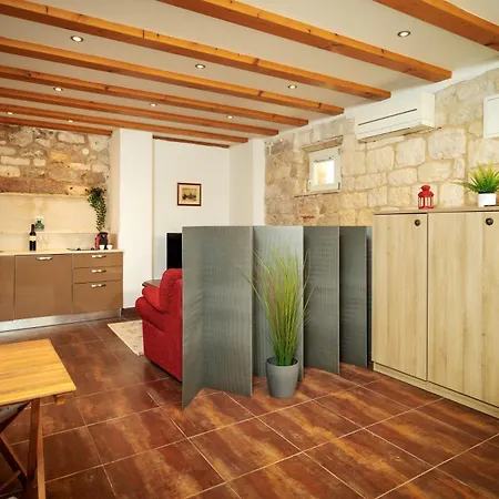 Stonehouse 22 - Zf Hvar Hvar Town