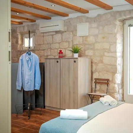 Stonehouse 22 - Zf Hvar Hvar Town