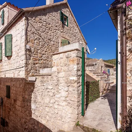 Stonehouse 22 - Zf Hvar Hvar Town