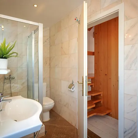 Stonehouse 22 - Zf Hvar Lägenhet